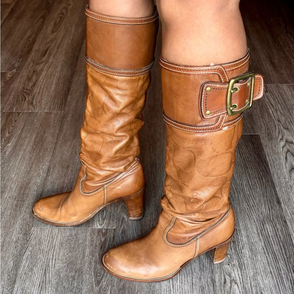 COACH SIGNATURE C SADDLE MERRIDTH BROWN LEATHER BOOTS - Picture 3 of 8